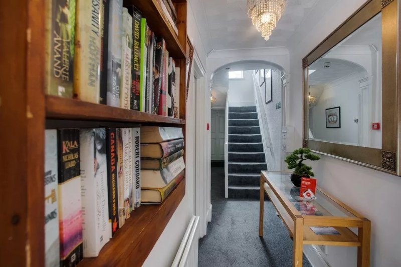 Avalon Lifestyle Guest House