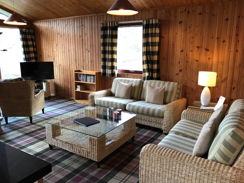 Loch Monzievaird Self Catering