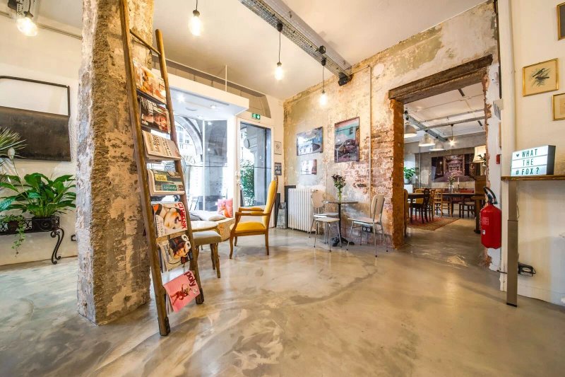 Fox Coffee Shop