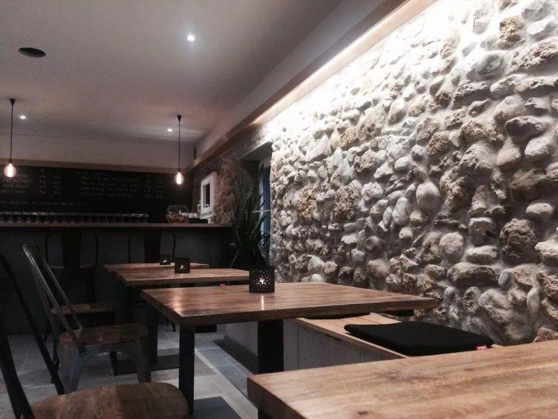 Rempart Bar a Vin