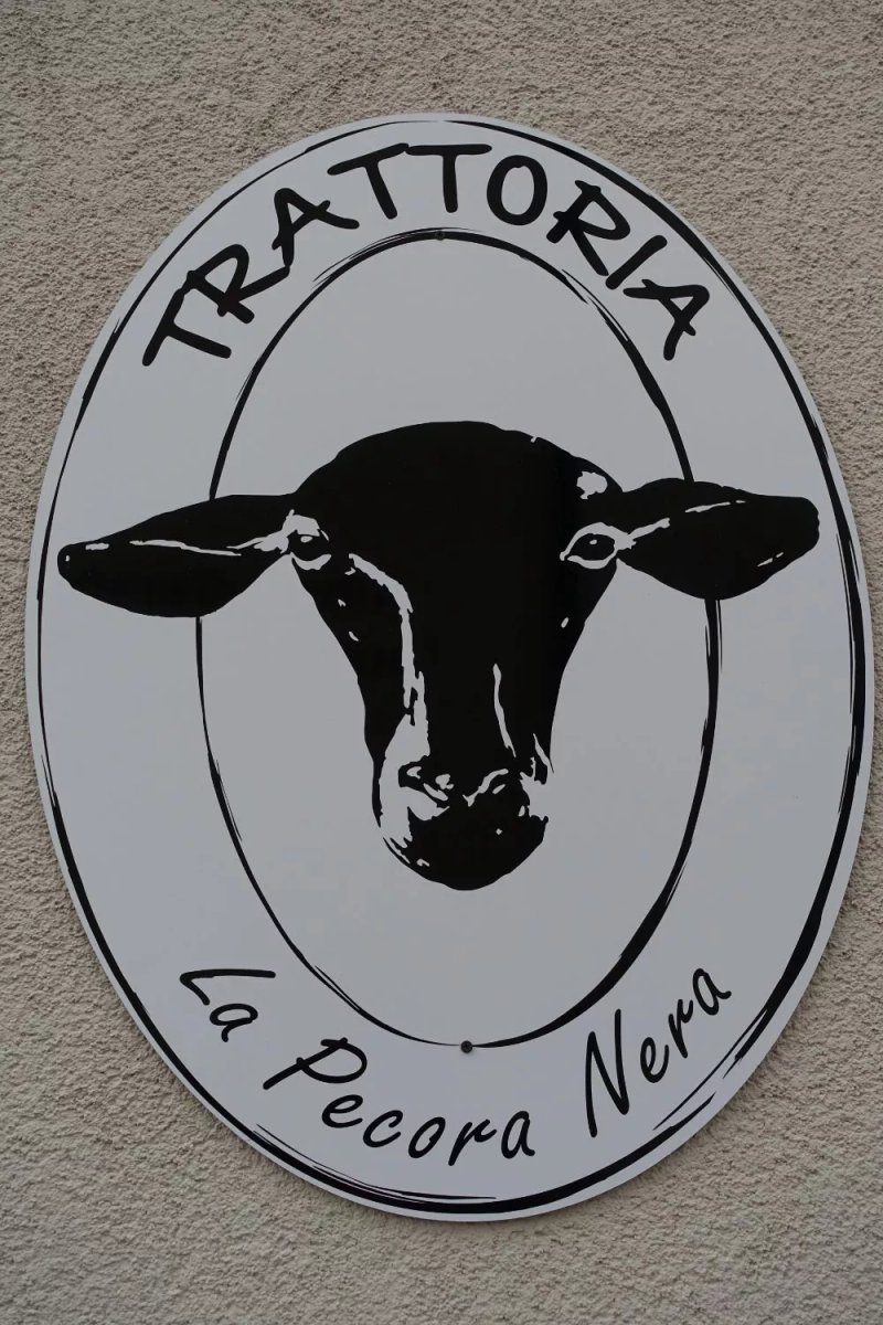 Trattoria "La Pecora Nera"