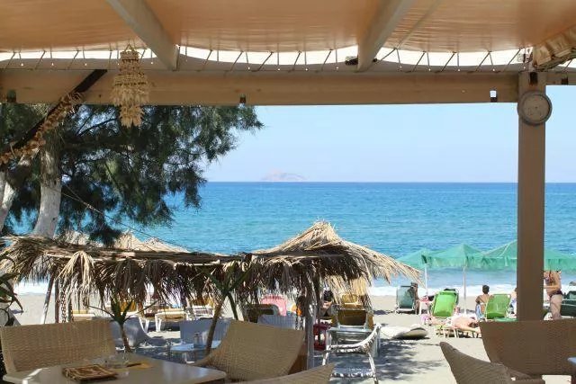 Finikas Apartments