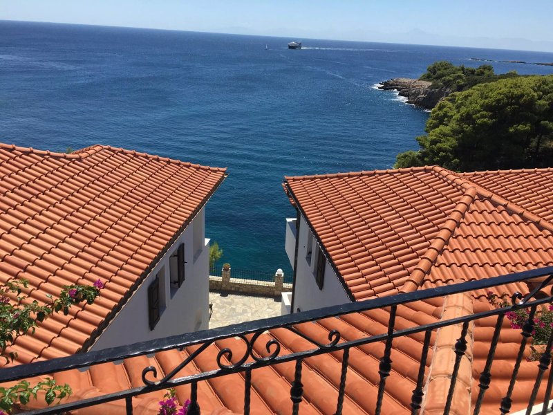 Yalis Hotel