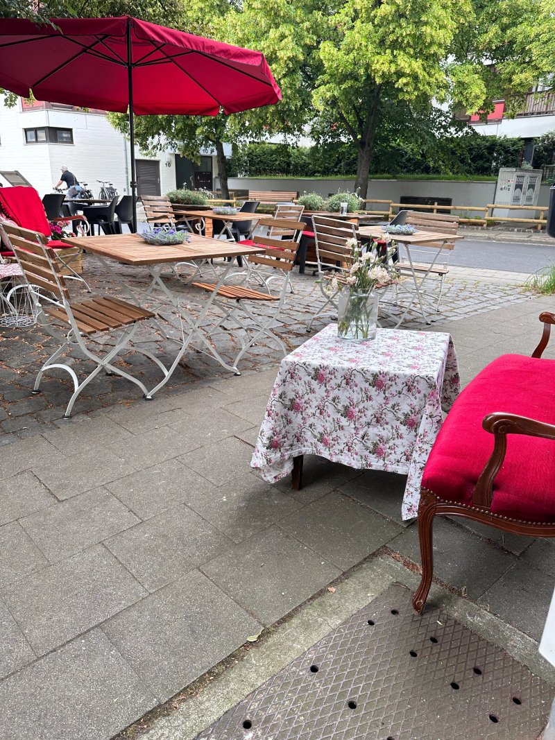 Cafe Tante Emmelie