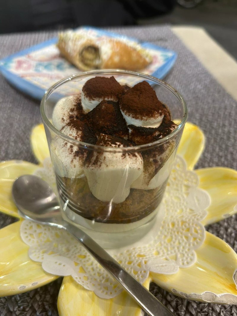 Enjoy the Little Things Bistrot