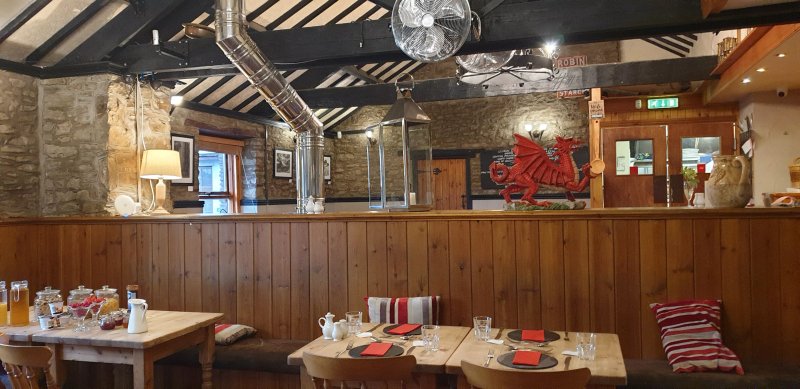The Gwaelod y Garth Inn