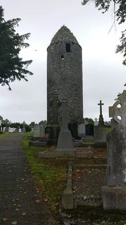 Dromiskin Round Tower