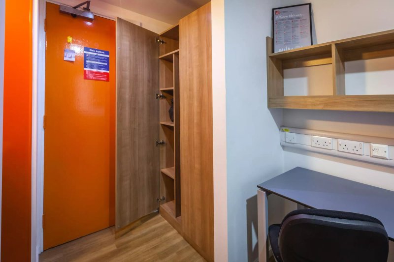 LSE High Holborn Residence