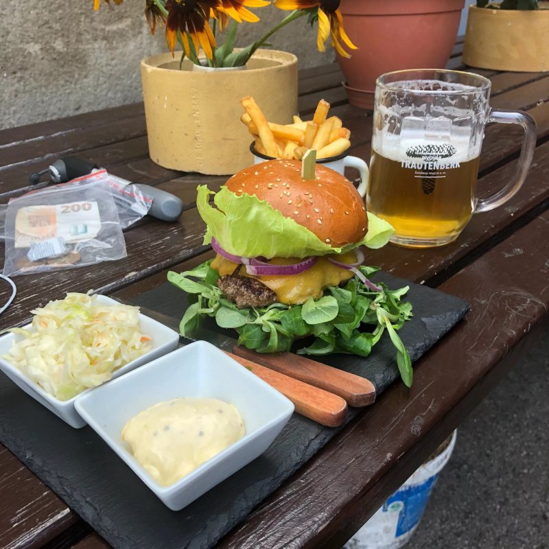 Folk Burger