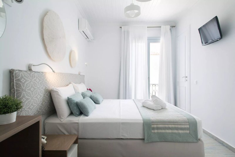 Klimis Hotel