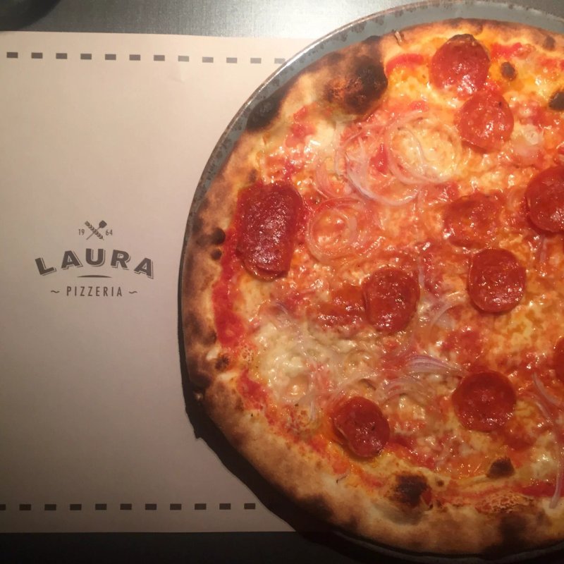 Laura Pizzeria