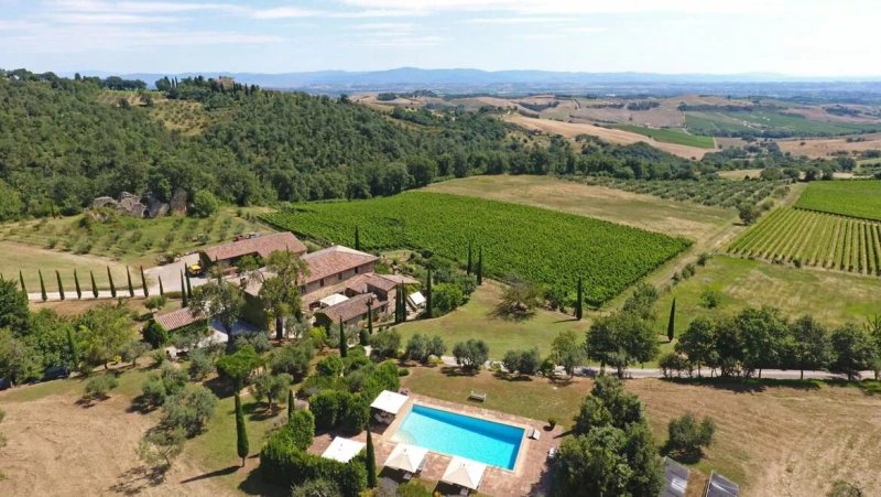 Abbadia Wine Relais | Tuscany