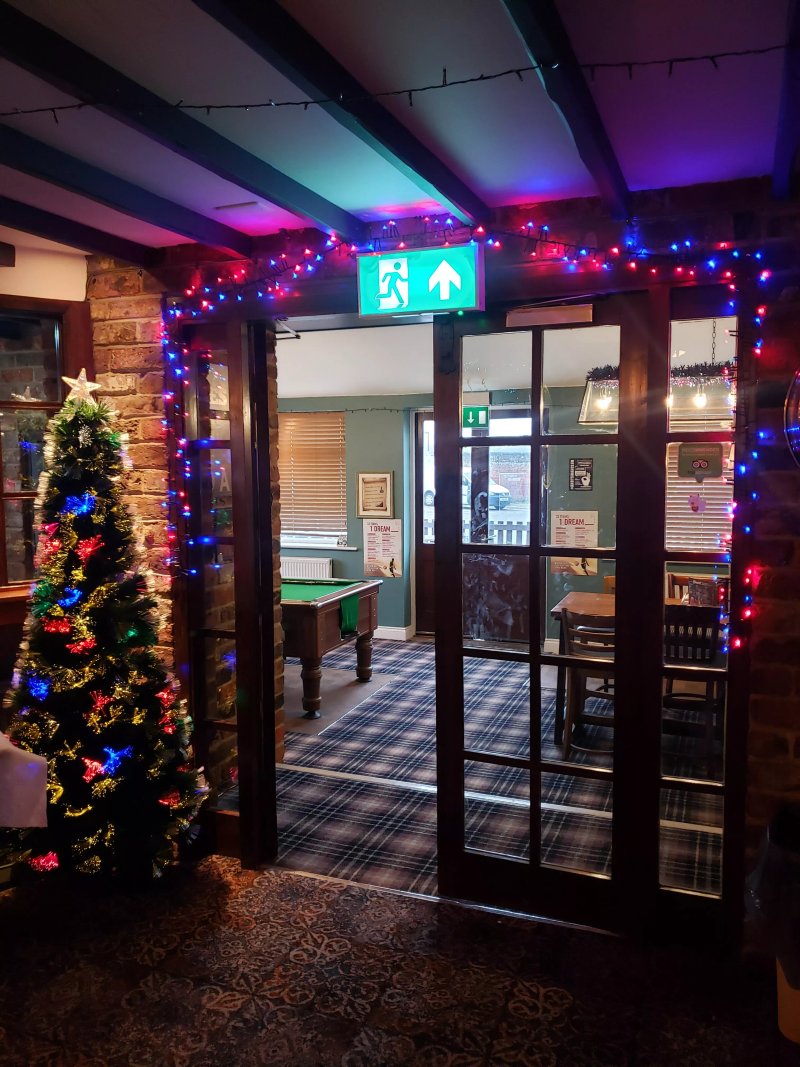 Ferry Inn