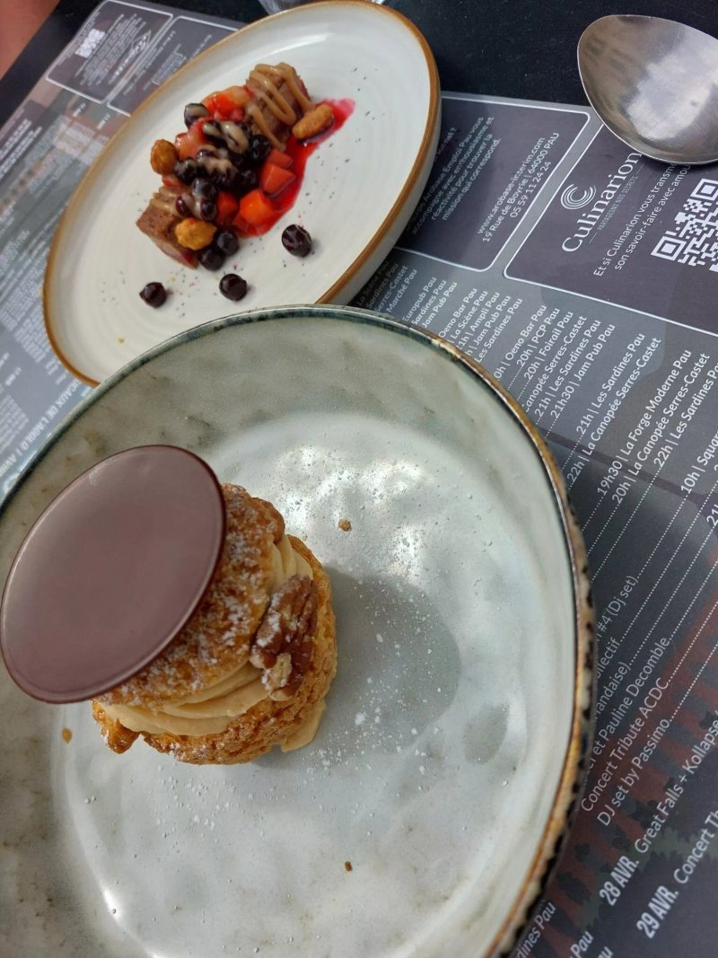 Le Vintage Cafe