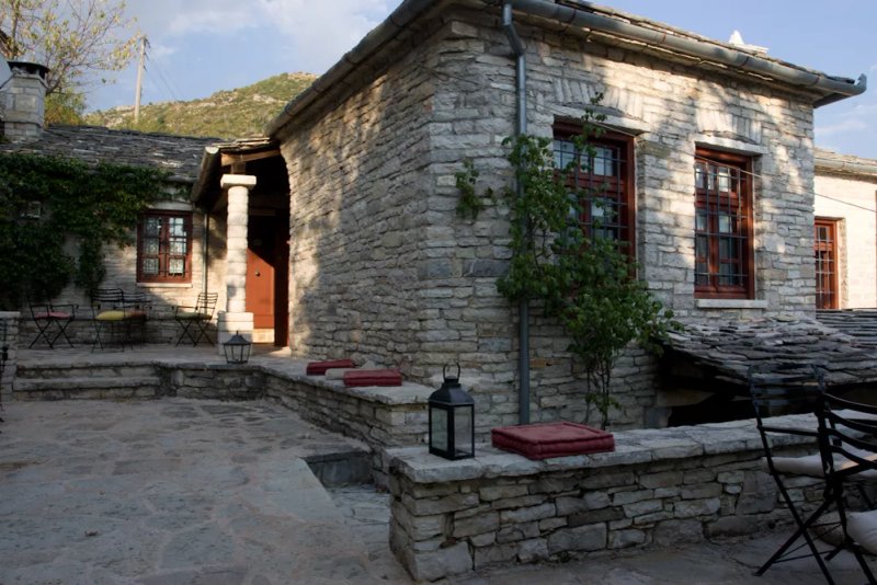 Primoula Country Hotel and Spa