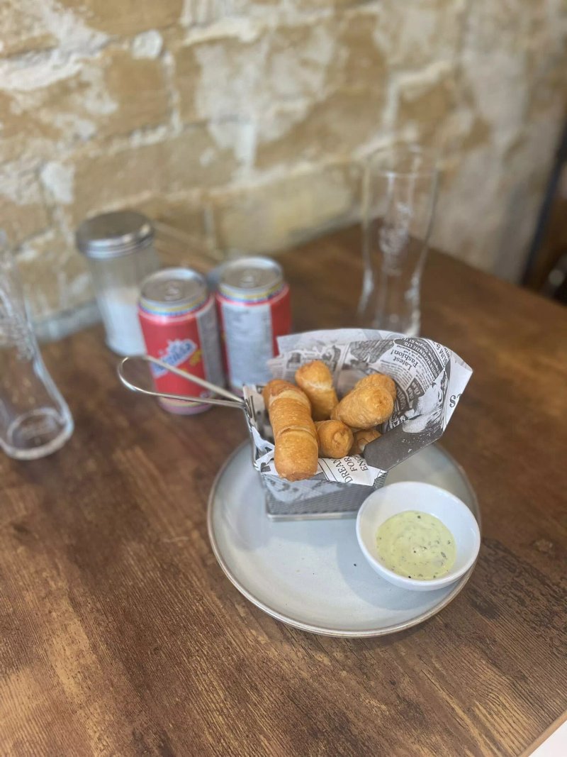 Guayoyo Cafe- Venezuelan Food