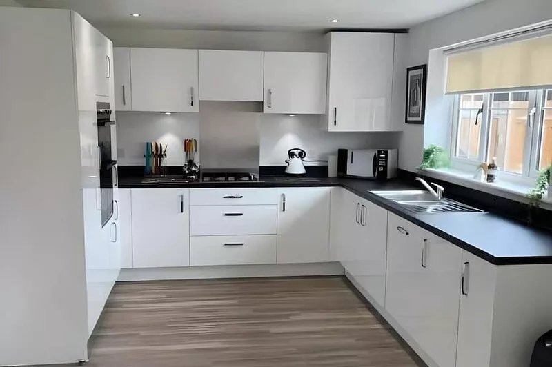 4-bedroom house in prime location