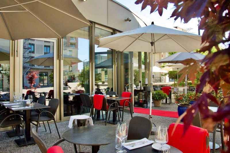 Simple Steakhouse & Tapas Bar