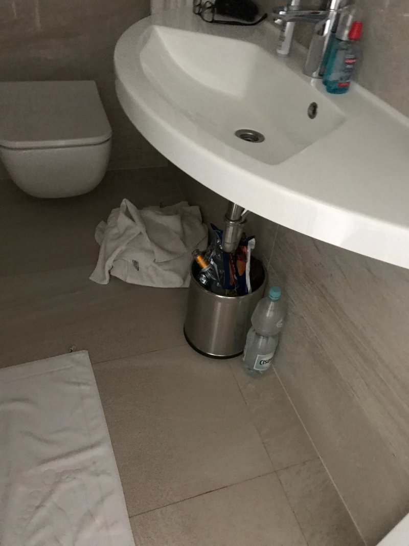 White hotelowy obiekt noclegowy