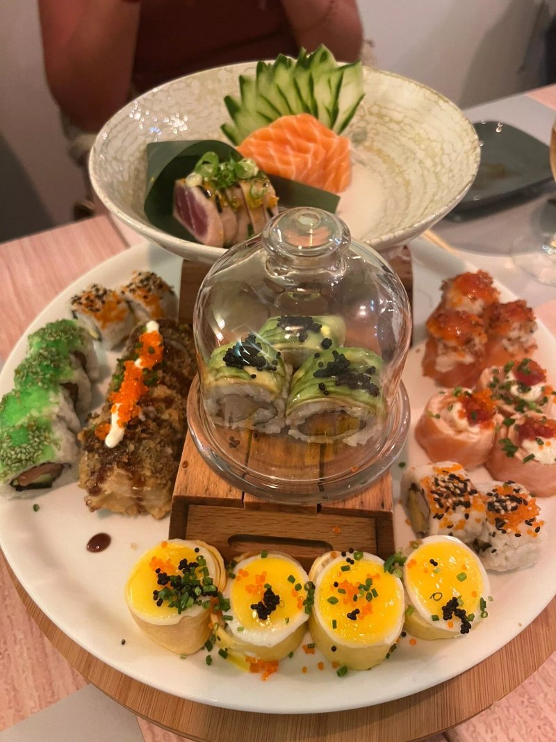 Umai sushi box