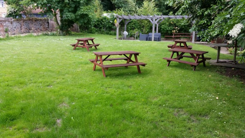 The Rose and Crown