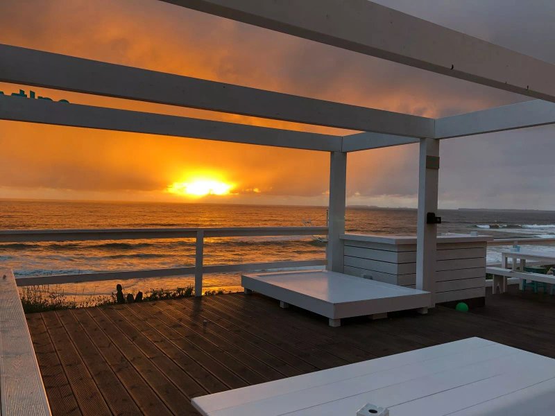 Salty Beach Bar