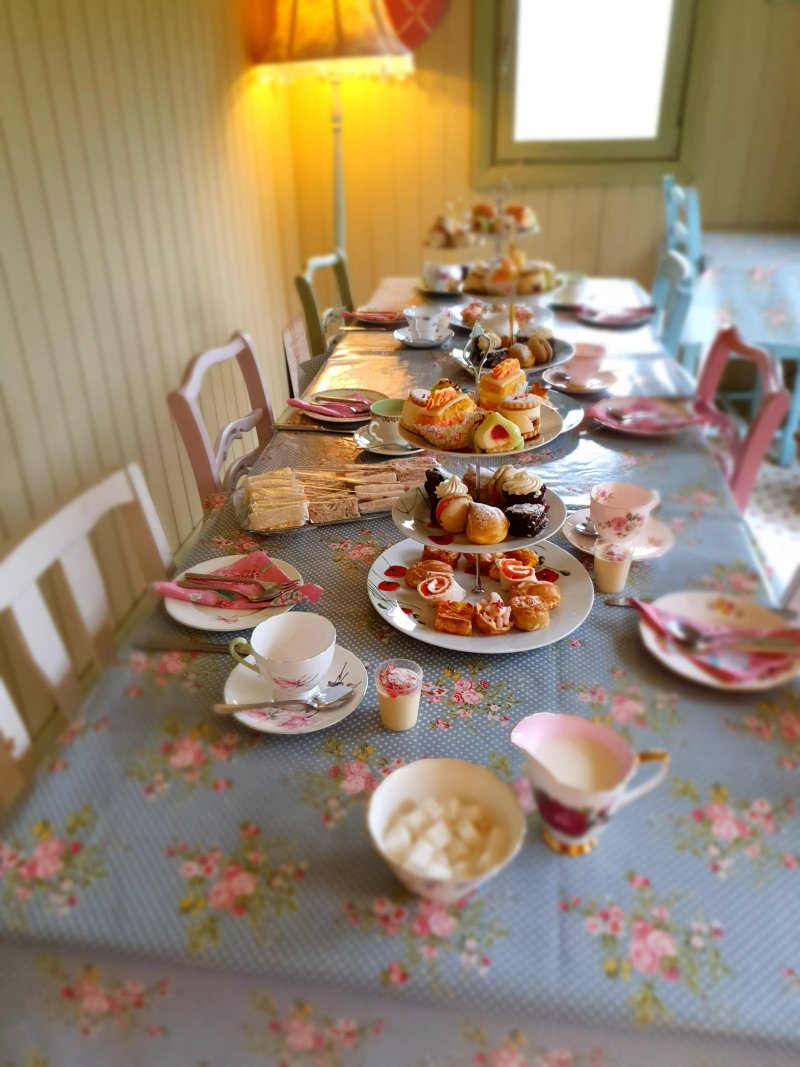 Betty's Vintage Hut