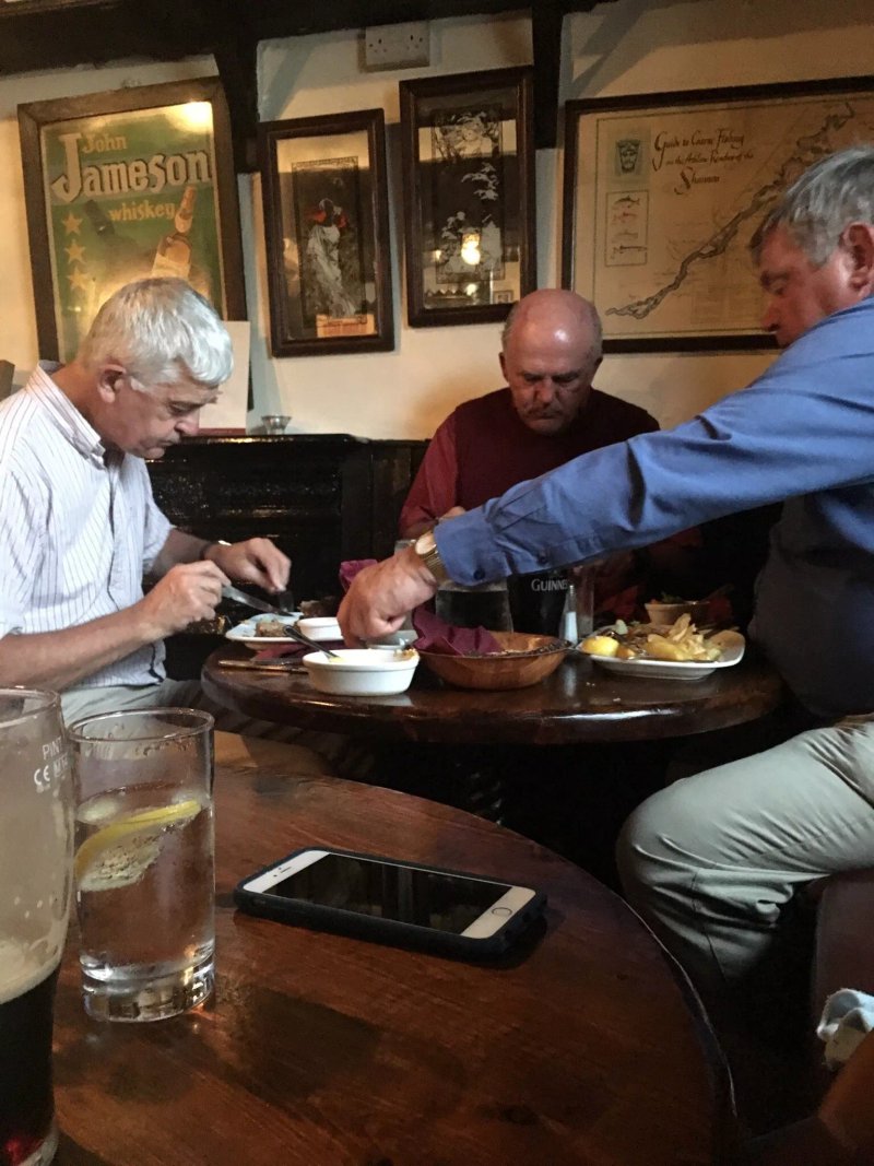 Grogan's of Glasson Pub & Restaurant