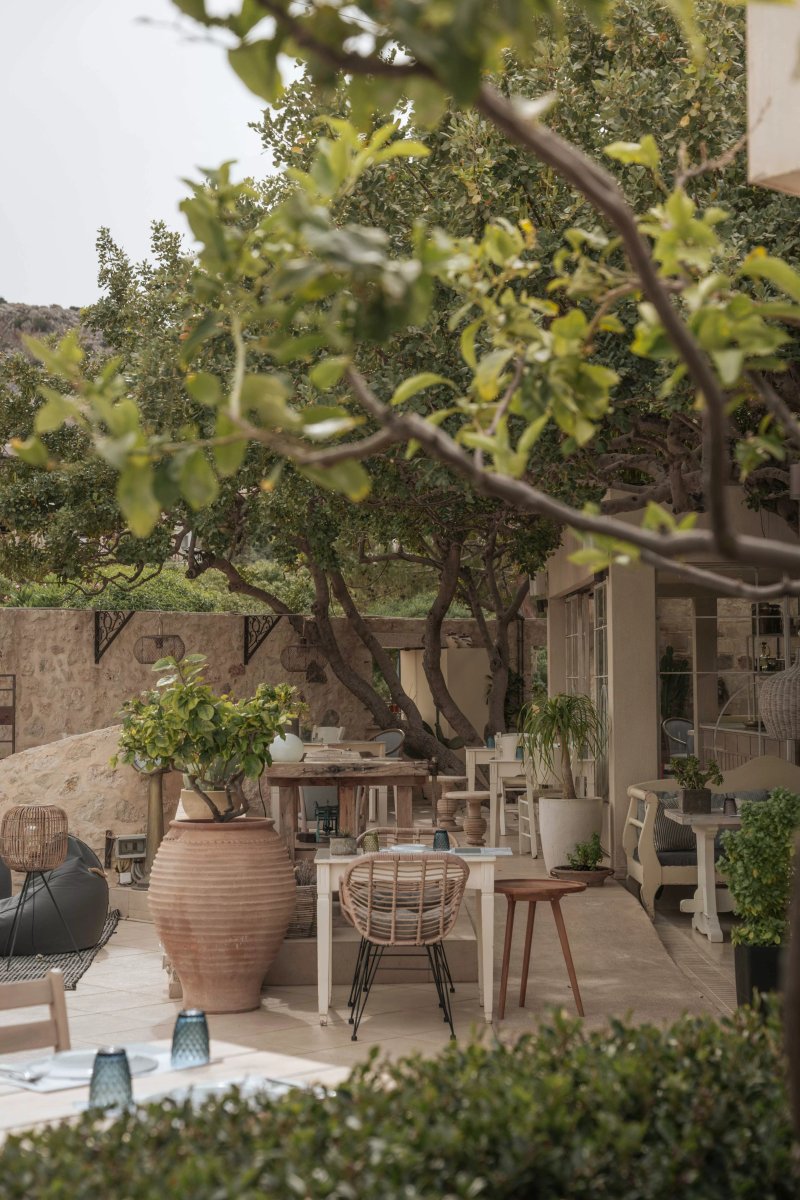 Irida Wine Restaurant