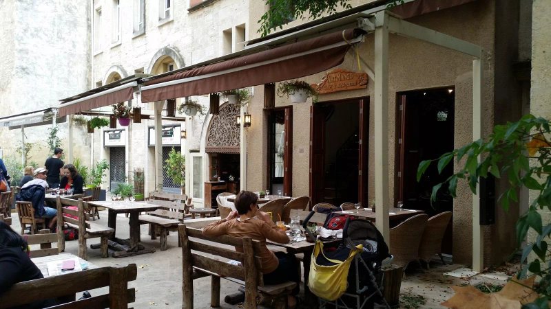 Art Mango Cafe & Restaurant