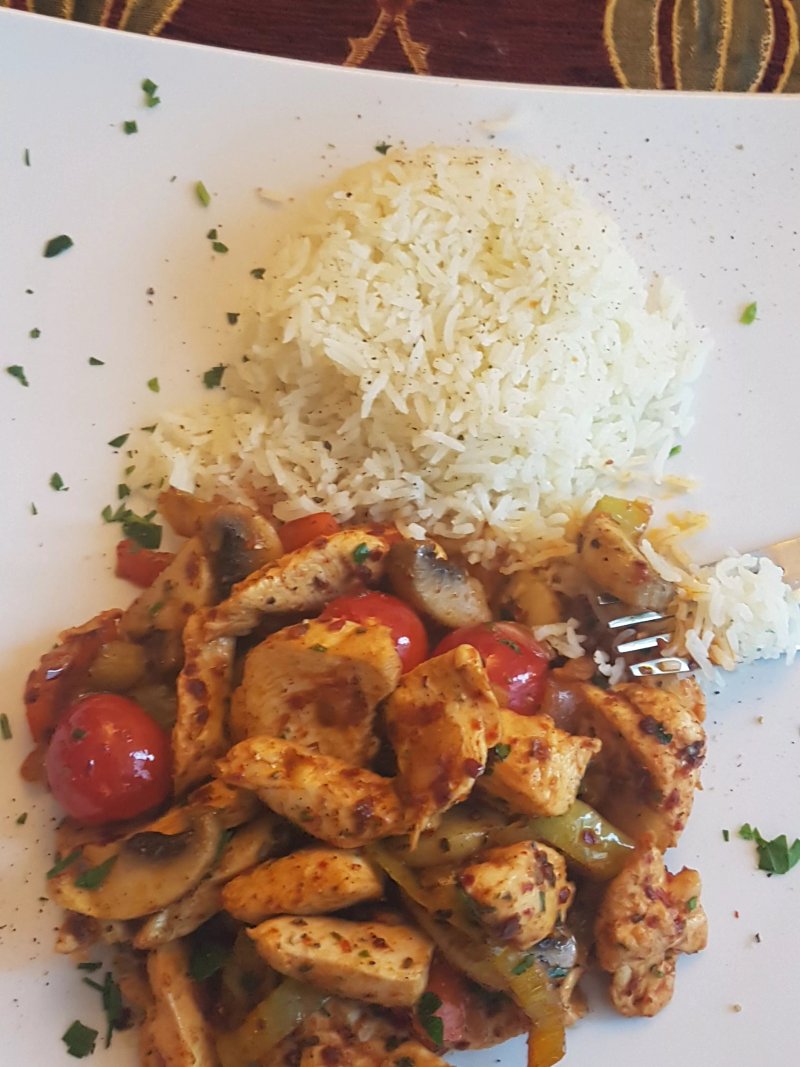Maze Bar & Grill (Maze by Day, Meze by Night)