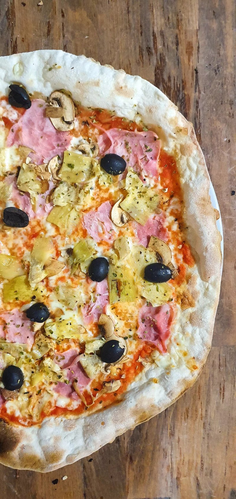 Pizzeria La Famiglia