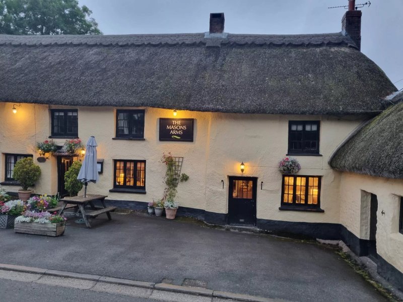 The Masons Arms