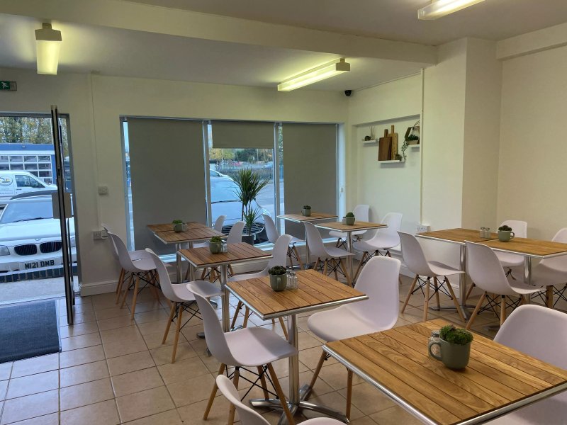 Dan's Cafe