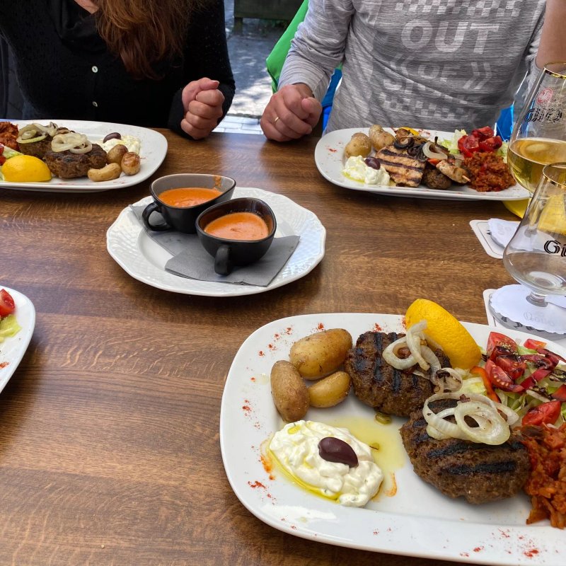 Kutaki Taverne the Greek kitchen