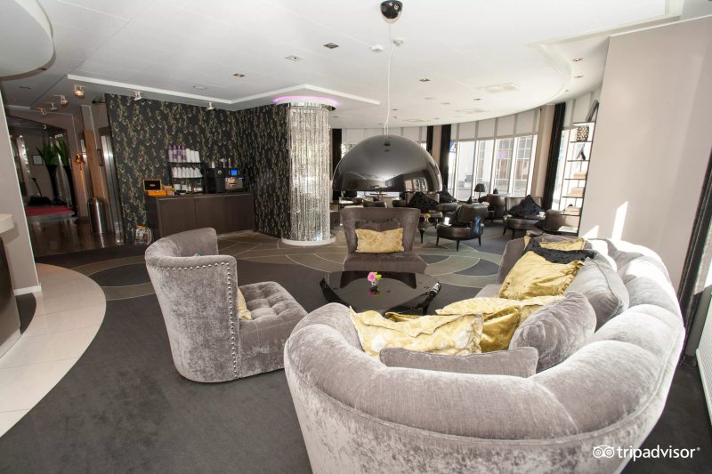Home Hotel Tapto