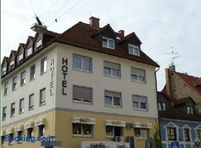 Domino Hotel