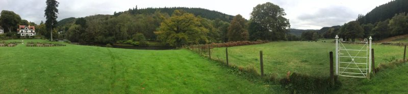 Craig-y-Dderwen Riverside Hotel