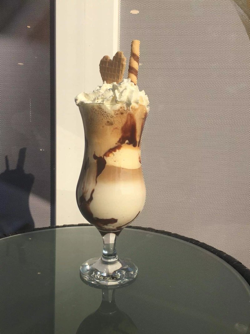 Szilva Cafe