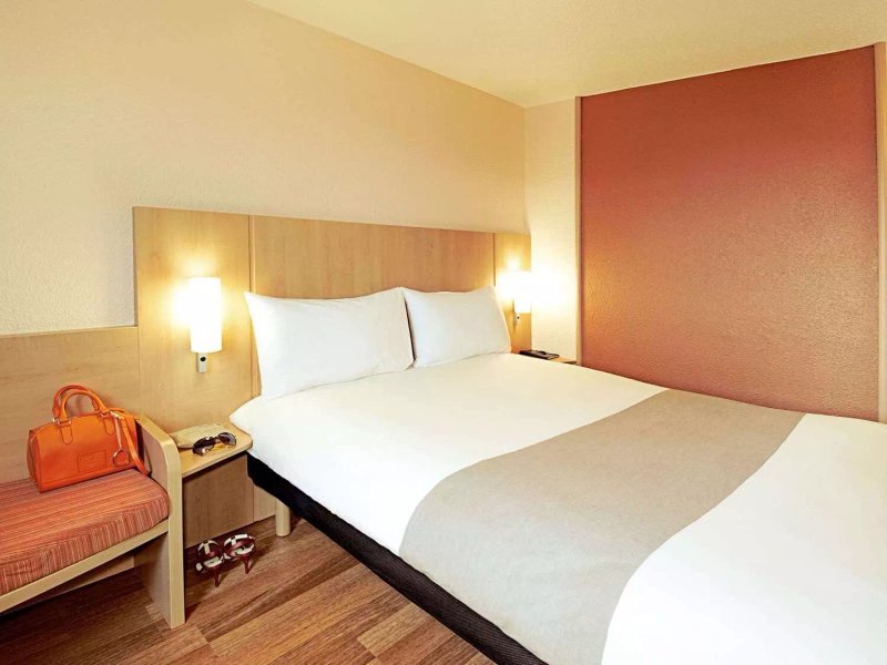 Ibis Rotherham East
