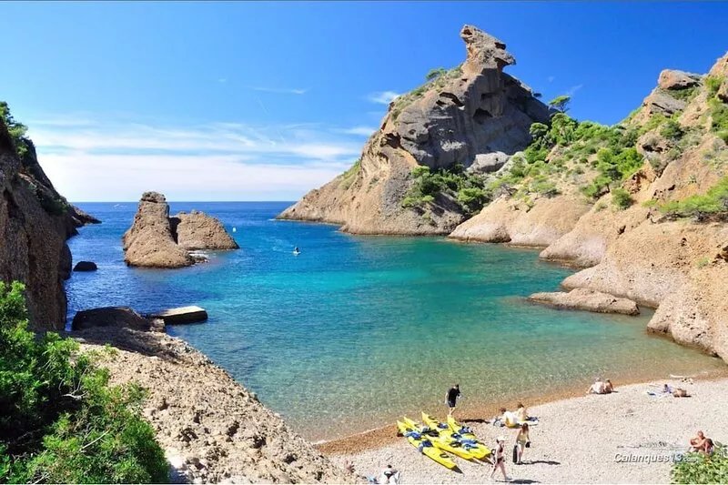 In Provence, a natural, peaceful setting. Swimming pool in July/August with