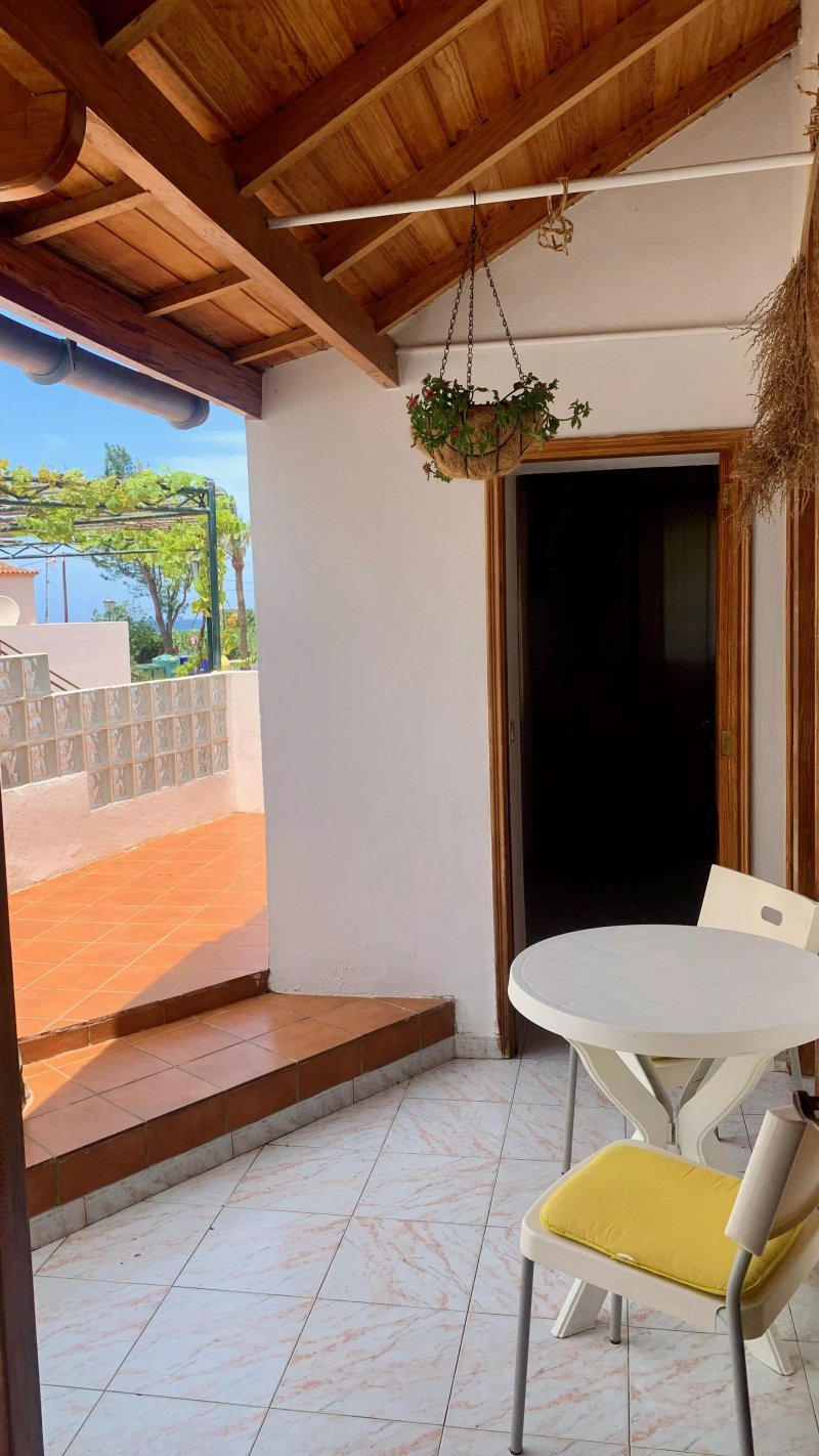 Apartamentos y Pension Villa Aurora