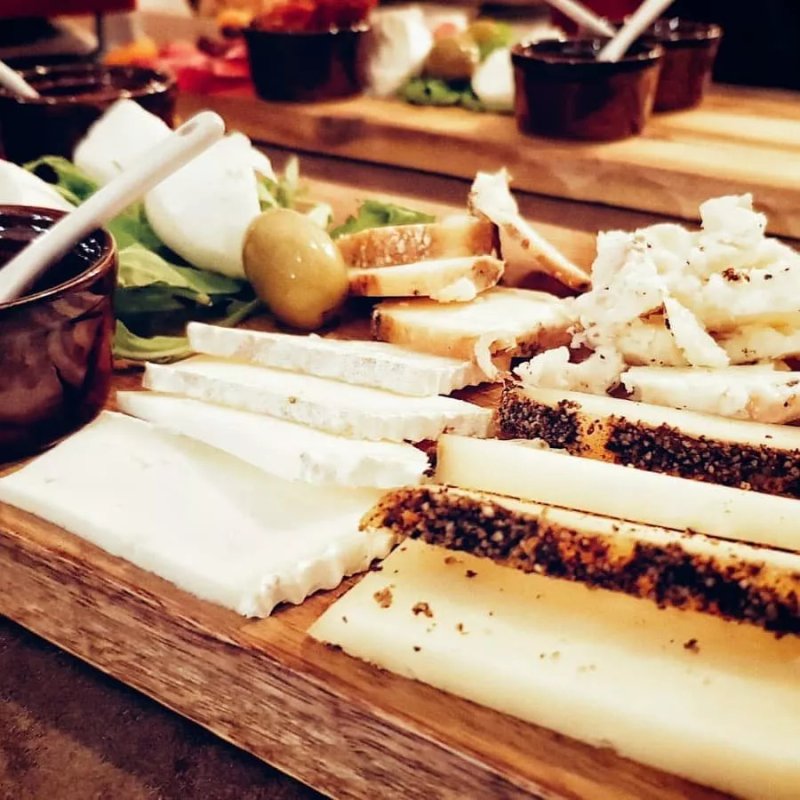 Il Calice dei Grulli -Enoteca siculo toscana