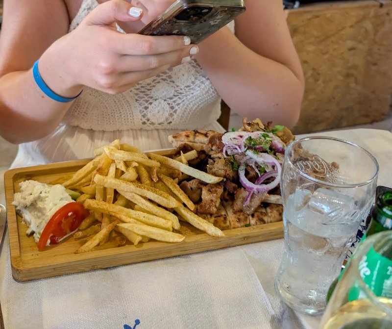 Taverna Ouzaki