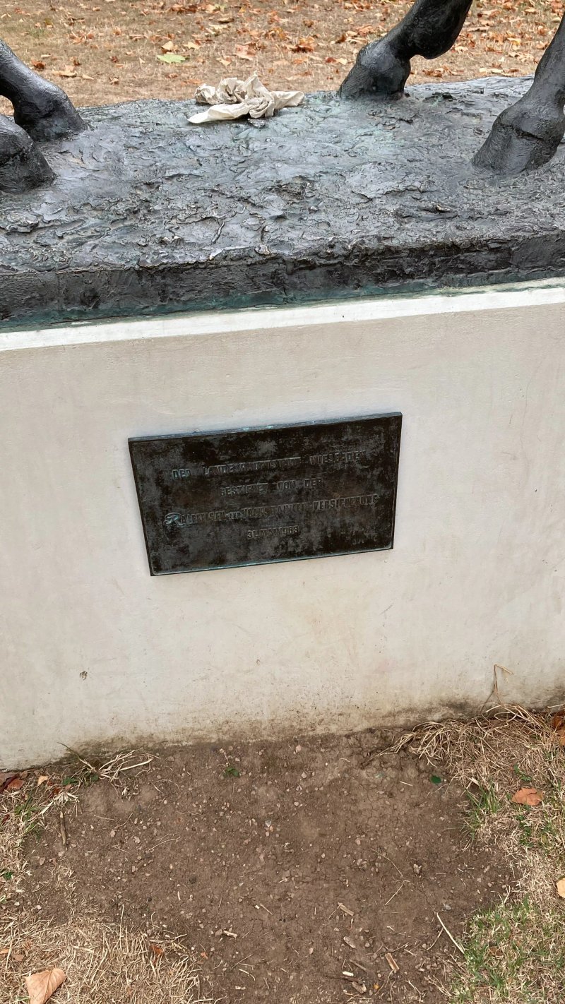 Bronzeskulptur Von Zwei Pferden