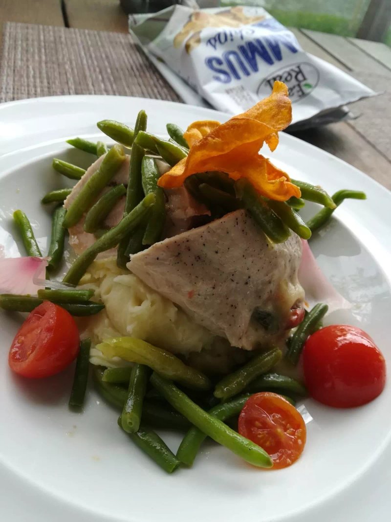 Restaurant terasa Gradina Banateana