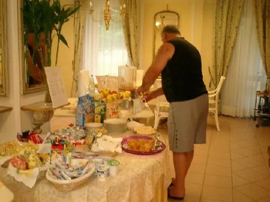 Hotel Villa Scalabrini