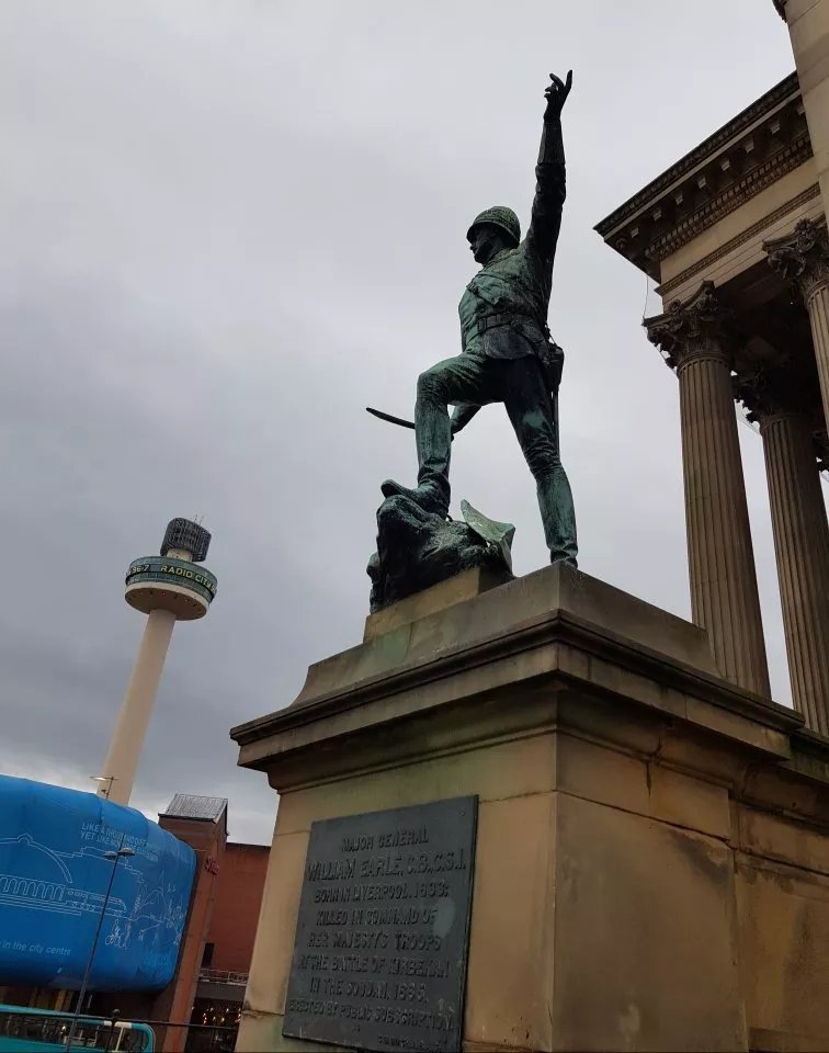 Statue Memorial to Major General William Earle