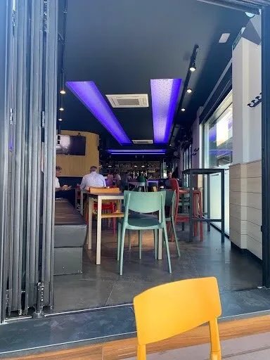 Bar Gorria