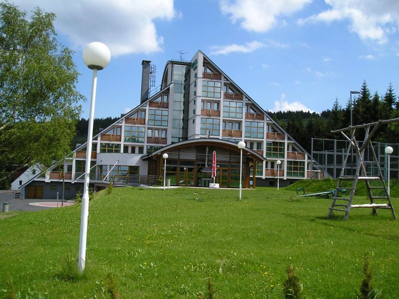 Hotel Nastup